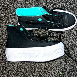 Women’s 2x Platform Converse 5.5